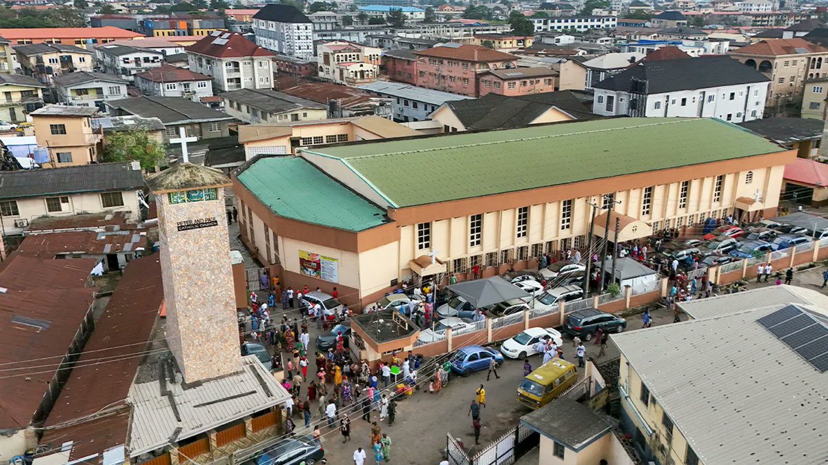 尼日利亚持枪歹徒突袭天主教学校劫走数十名学生 - 1