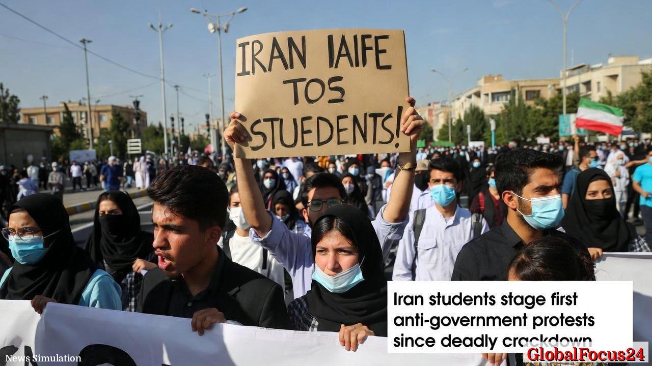 伊朗学生爆发大规模反政府示威悼念遭镇压中遇难者 - 1